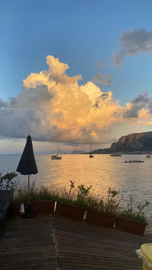 The White Sail - Mondello Apartment With Terrace - Casa Di Vincenzo E Andrea